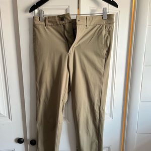Lululemon Size 28 pants (tan)